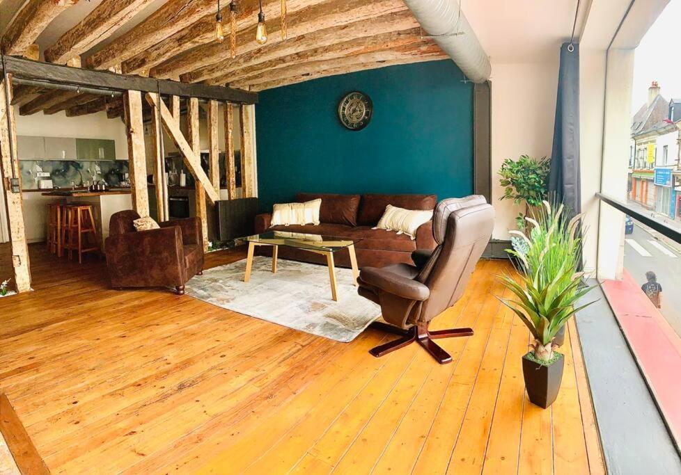 Grand Appartement Charme Ancien Et Confort Le Mans Kültér fotó
